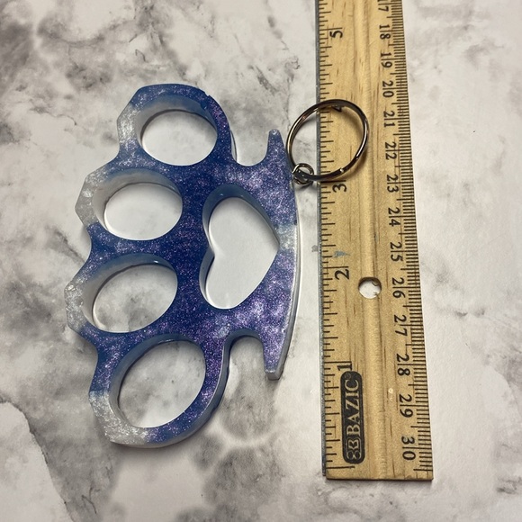 Knuckles keychain - Picture 6 of 6